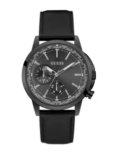 GUESS Men Dial & Leather Straps Analogue Multi Function Chronograph Watch- GW0540G3