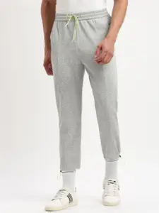 SHOWOFF Men Mid-Rise Slim-Fit Cotton Track Pant