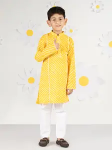 VASTRAMAY Boys Leheriya Printed Gotta Patti Pure Cotton Straight Kurta With Pyjamas