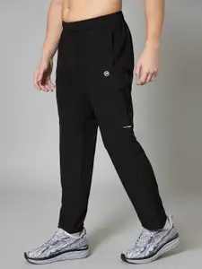 TURNFIT Men Mid-Rise Track Pants