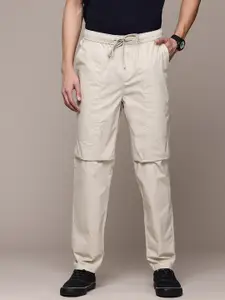 The Roadster Lifestyle Co. Men Baggy Fit Parachute Trousers