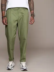 The Roadster Life Co. Men Pure Cotton Relaxed Fit Self Checked Pleated Trousers