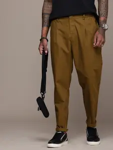 The Roadster Life Co. Men Pure Cotton Checked Relaxed Loose Fit Pleated Trousers