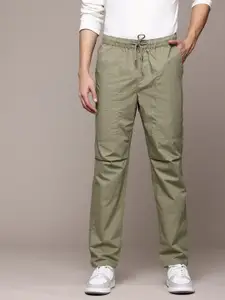 The Roadster Lifestyle Co. Men Loose Fit Trousers