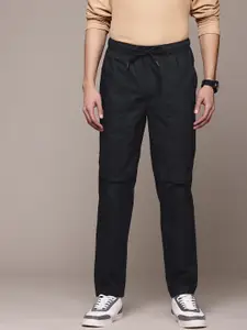The Roadster Lifestyle Co. Men Loose Fit Trousers