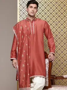House of Pataudi Regular Jashn Kurta with Patiala & Dupatta