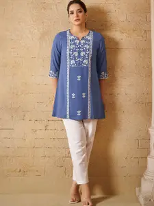 Anouk Blue Floral Embroidered V-Neck Straight Kurta