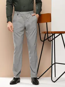 INVICTUS Men Slim Fit Easy Wash Trousers