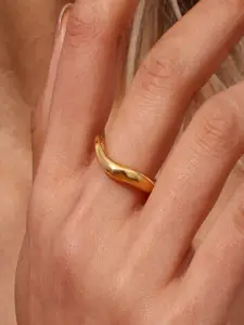 AQUASTREET 18K Gold Plated Waterproof Anti Tarnish Wavy Solid Ring
