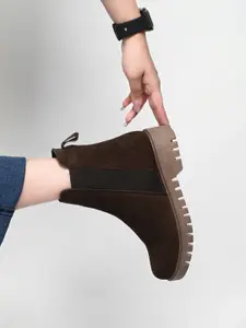 The Roadster Lifestyle Co Women Block Heeled Chelsea Boots