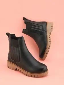 The Roadster Lifestyle Co Women Block Heeled Chelsea Boots