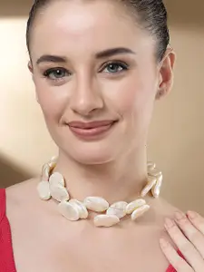 Bohey by KARATCART Gold Plated Pearls Necklace