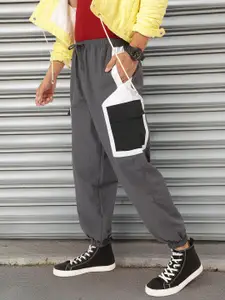 Kook N Keech Men Contrast Cargo Pocket Baggy Joggers