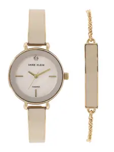 ANNE KLEIN Women Bracelet Style Straps Analogue Watch with Bracelet NEAKB3620CRST-White
