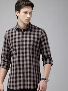 Van Heusen Sport Pure Cotton Slim Fit Buffalo Checks Opaque Casual Shirt