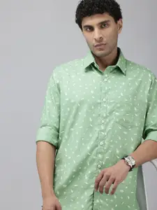 Van Heusen Sport Pure Cotton Slim Fit Tropical Printed Casual Shirt