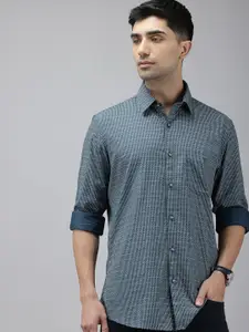 Van Heusen Sport Pure Cotton Slim Fit Geometric Printed Casual Shirt