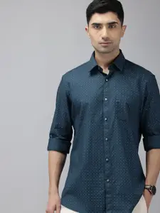 Van Heusen Sport Pure Cotton Slim Fit Micro Ditsy Printed Casual Shirt