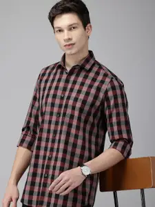 Van Heusen Sport Pure Cotton Slim Fit Buffalo Checks Opaque Casual Shirt