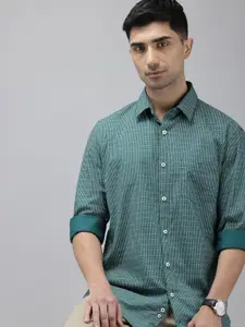 Van Heusen Sport Pure Cotton Slim Fit Geometric Printed Casual Shirt