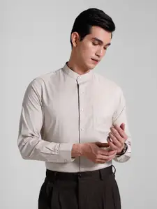 INVICTUS Signature Slim Fit Band Collar Formal Shirt