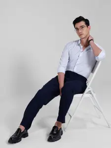 INVICTUS Signature Slim Fit Checked Pure Cotton Formal Shirt