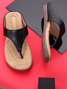 TRASE Women Textured T-Strap Flats