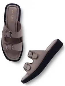 TRASE Women Open Toe Flats with Buckles