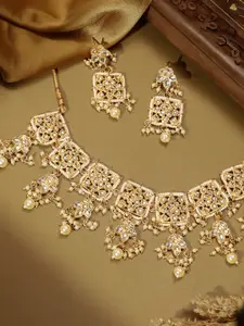 AARSHVI Gold-Plated Kundan Stone-Studded Chocker Style Necklace & Drop Earring Set