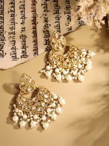 AARSHVI Gold-Plated Kundan Crescent Shaped Chandbalis Earrings