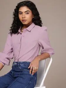 Roadster Premium Checked Textured Puff Sleeves Casual Shirt