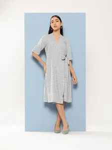 Chemistry Checked Pure Cotton Dress