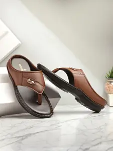 The Roadster Lifestyle Co Men Comfort Sandals