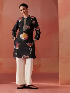 Lakshita Floral Printed Straight Kurta