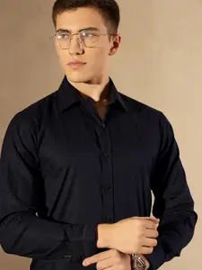 DENNISON Men Smart Spread Collar Solid Formal Shirt