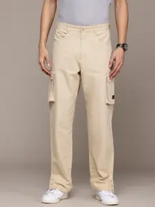 The Roadster Lifestyle Co. Men Pure Cotton Relaxed Cargos