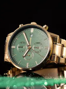 Sonata Men Embellished Dial & Stainless Steel Bracelet Style Straps Analogue Watch 77145YM01