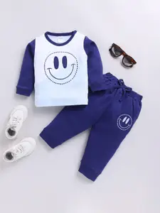 Moms Love Boys Printed Cotton T-shirt with Joggers