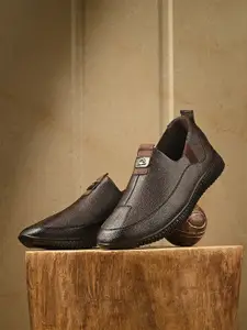 SERVER Brown Confortable & Lightweight Casual Shoes