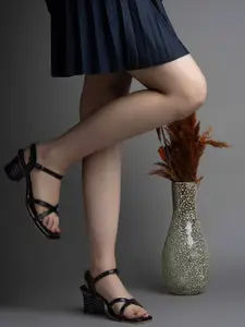 DressBerry Women Block Heels Sandals