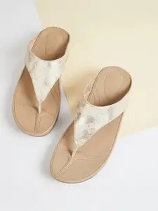 Ginger by Lifestyle Women Rubber Thong Flip-Flops