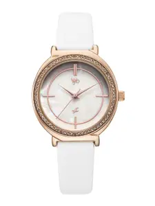 Fastrack Women Vyb Spotlight Dial & Leather Straps Analogue Watch FV60044WL01W