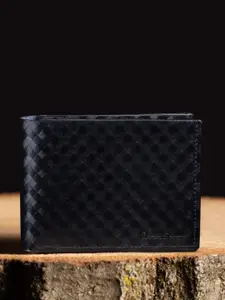 LOUIS STITCH Men Handcrafted Textured Leather Two Fold Wallet