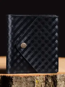 LOUIS STITCH Men Handcrafted Leather Two Fold Wallet