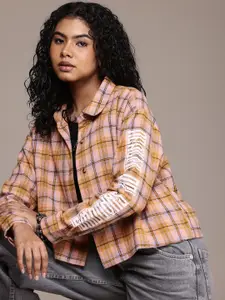 The Roadster Life Co. Tartan Checks Typography Printed Opaque Pure Cotton Casual Shirt