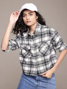 The Roadster Lifestyle Co. Checked Flannel Pure Cotton Casual Shirt