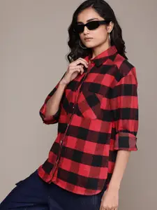 The Roadster Lifestyle Co. Checked Flannel Pure Cotton Casual Shirt