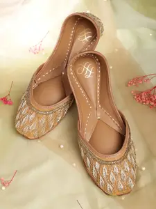 House of Pataudi Embellished Ethnic Mojaris