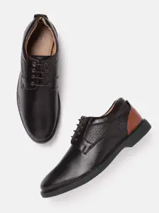 Carlton London Men Textured Formal Derbys