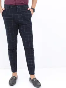 HIGHLANDER Men Checked Mid-Rise Slim Fit Trousers